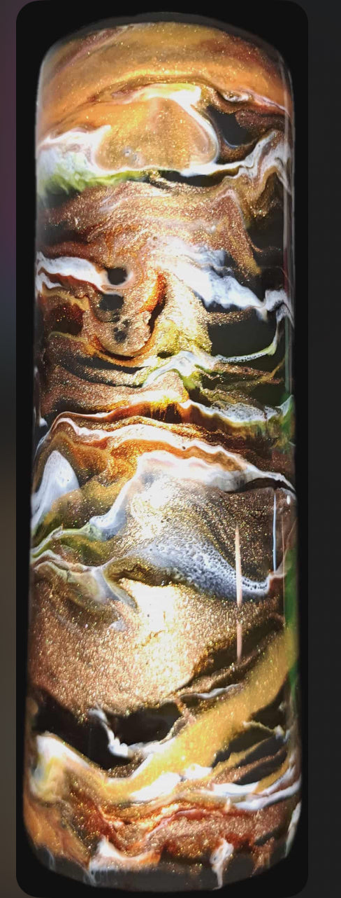 20 oz Hogg skinny drinking tumbler