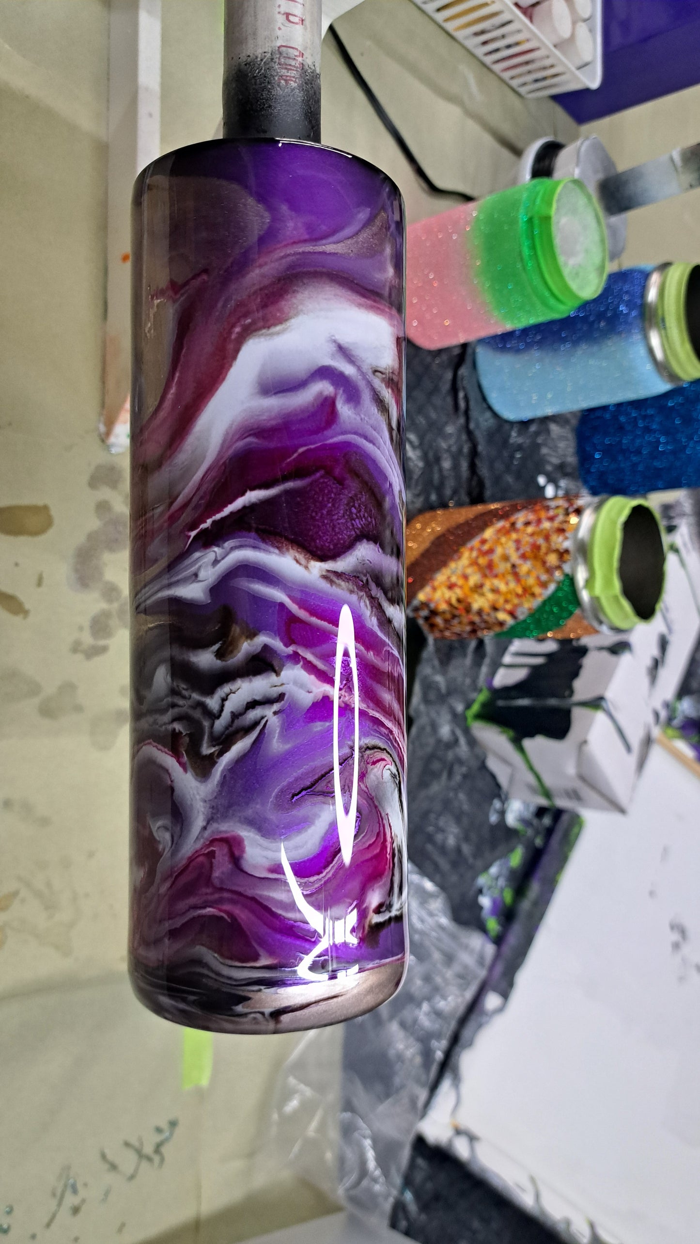 #34. 20oz Hogg Skinny stainless steel drinking tumbler with handle !